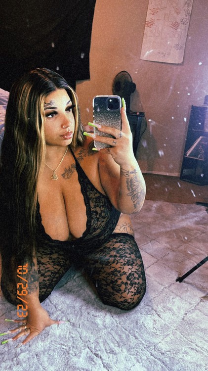 Escort Model Alanna