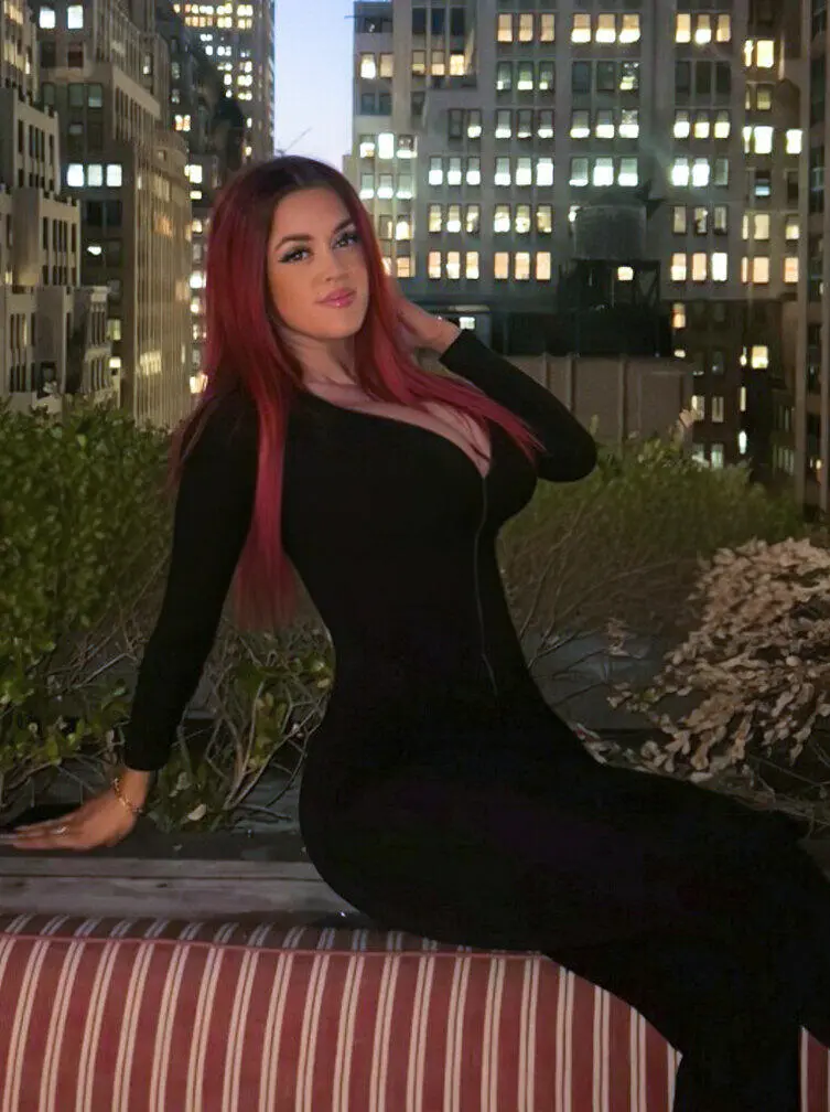 Escort Model Alexis - 5