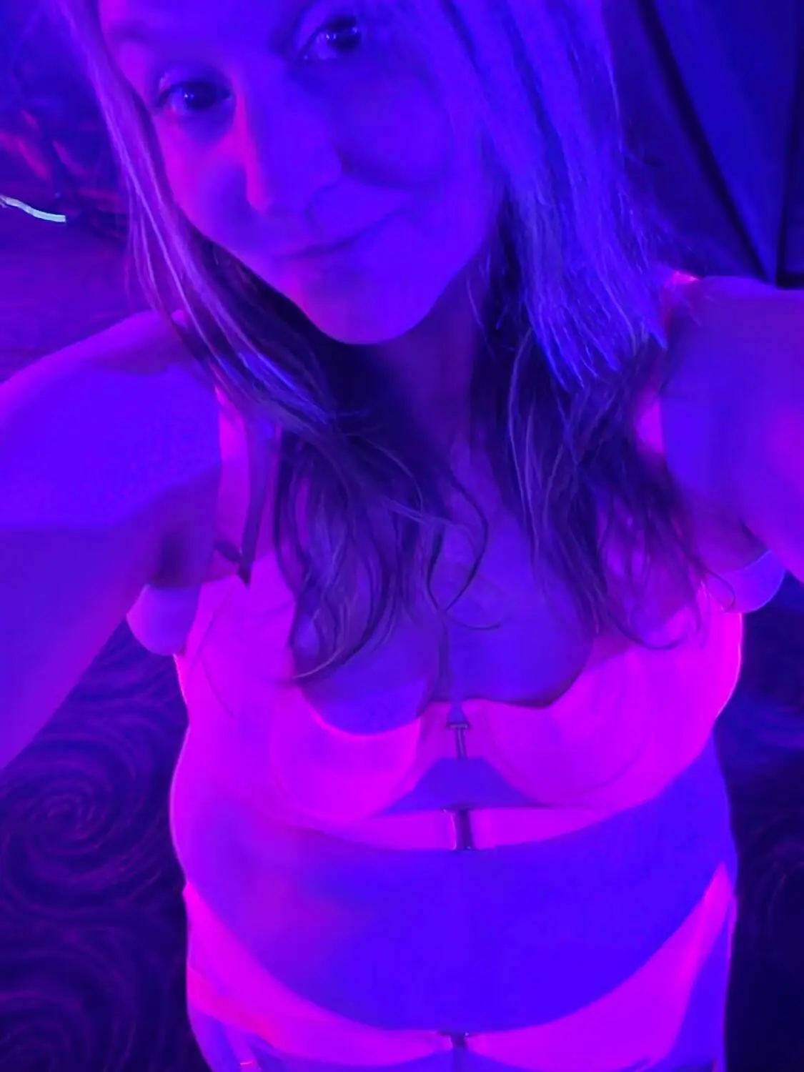 Escort Model Alyse