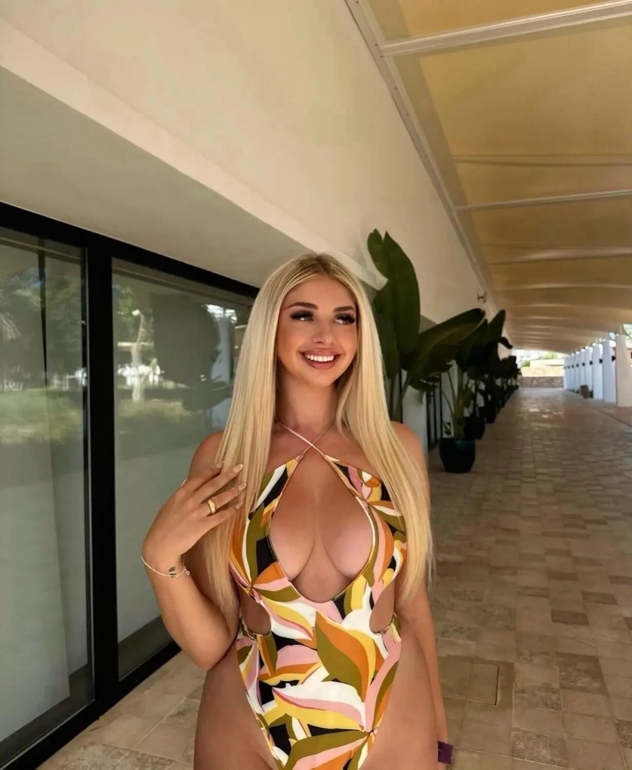 Escort Model Anaislaliberte - 10