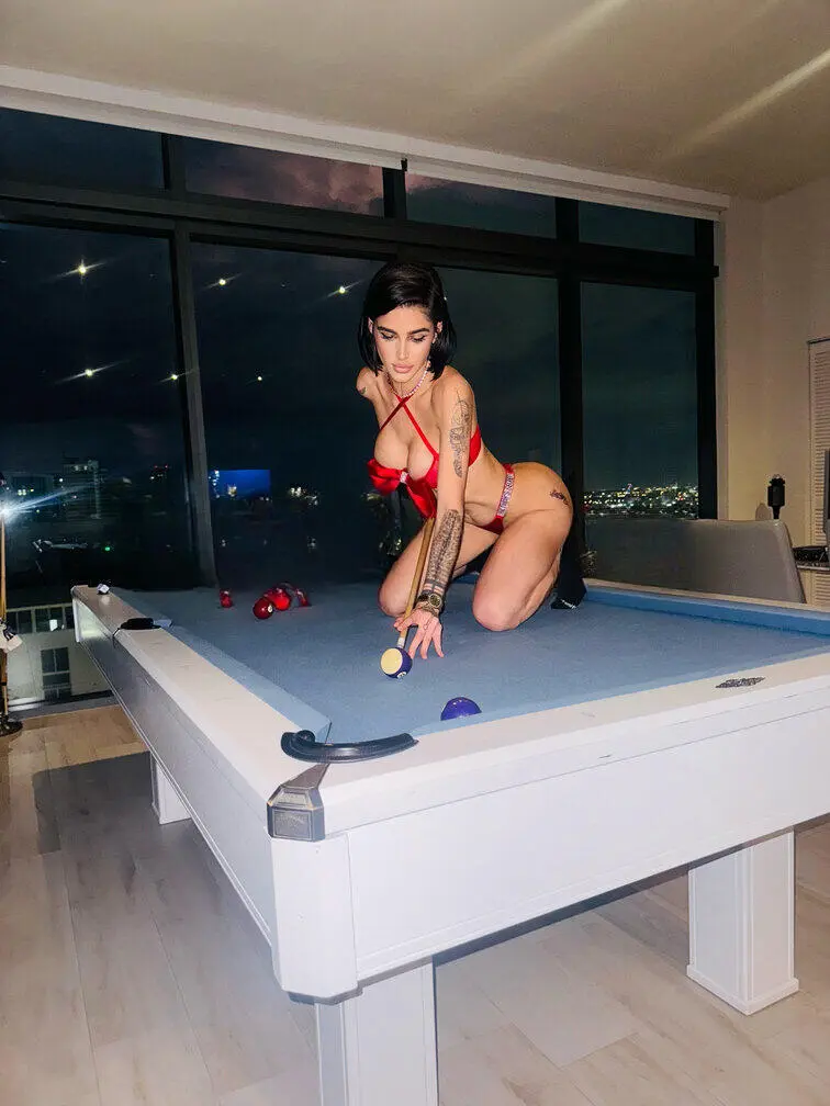 Escort Model Andrea - 4