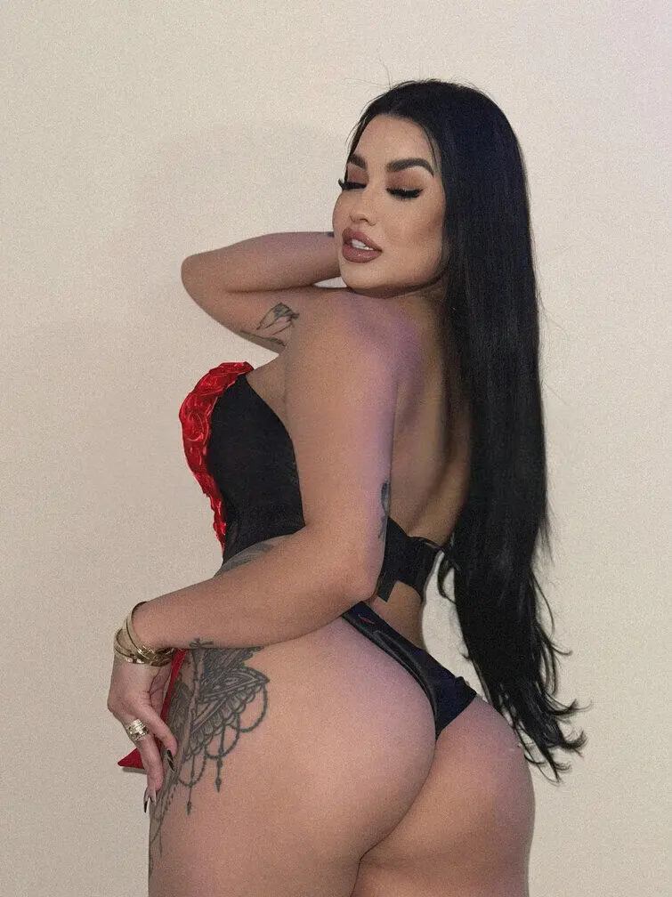 Escort Model Andrea