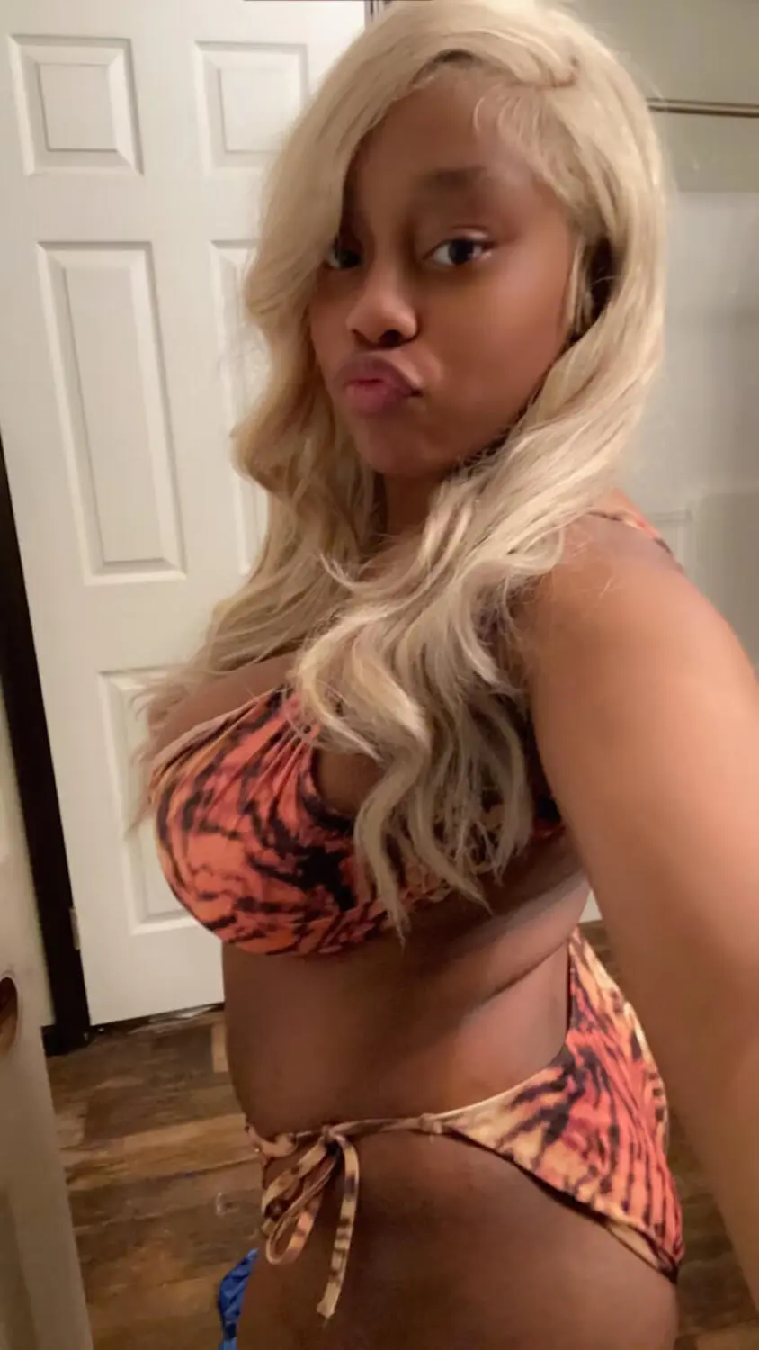 Escort Model Aniyzaa - 3