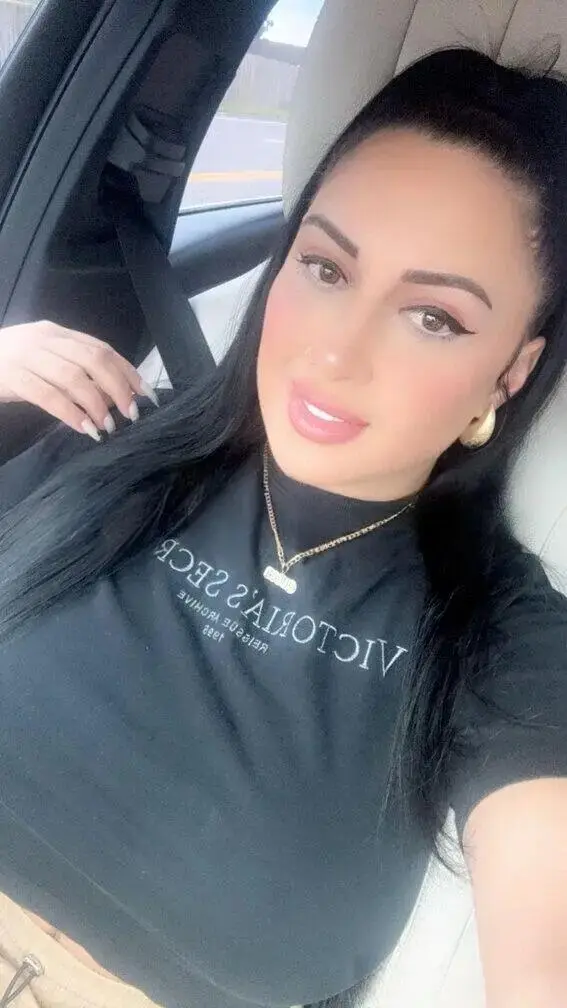 Escort Model ANNA - 4