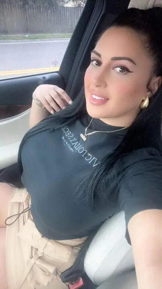 Escort Model ANNA - 5
