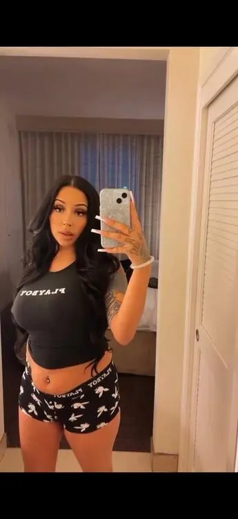 Escort Model Athenaallovee - 6