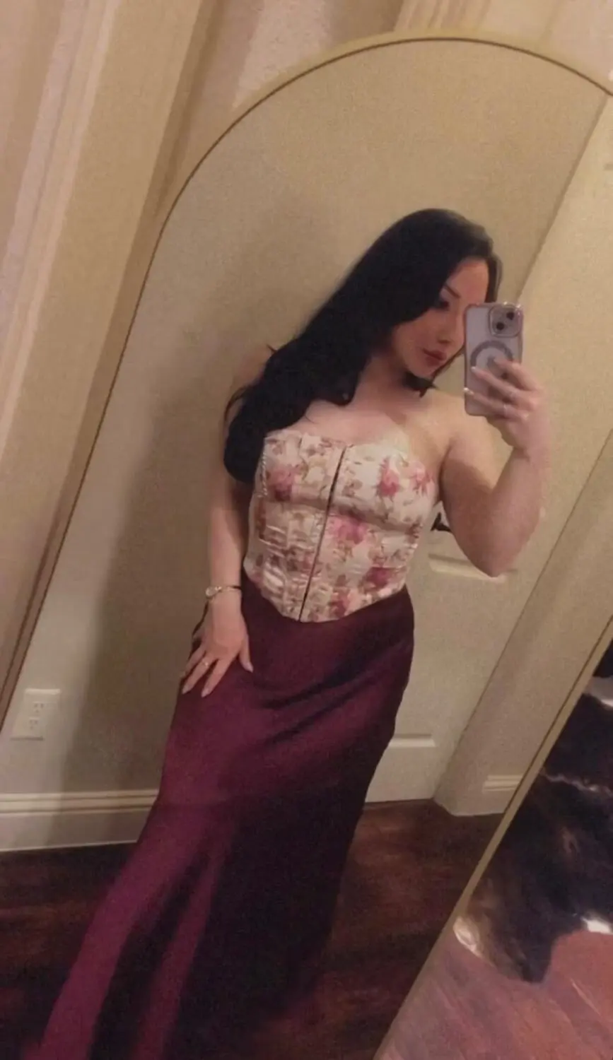 Escort Model Autumn - 3