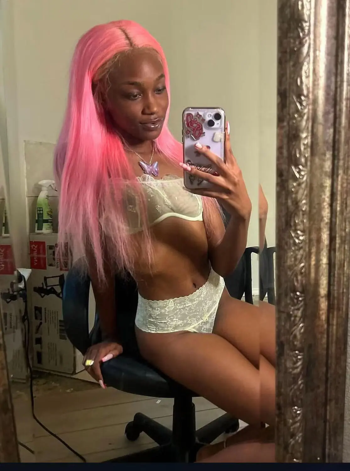 Escort Model Bambiii Luv - 2