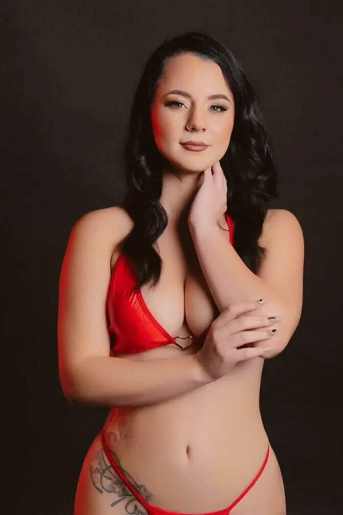 Escort Model Camila