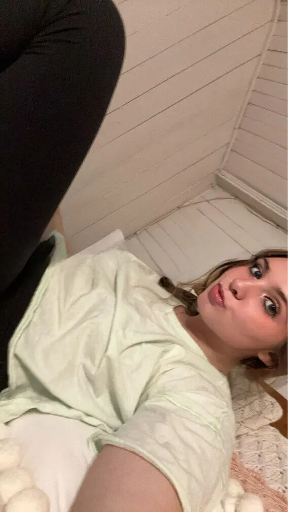 Escort Model CANDY