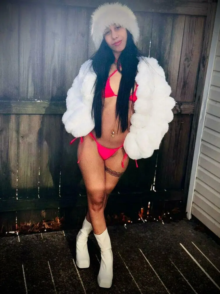 Escort Model Carolina