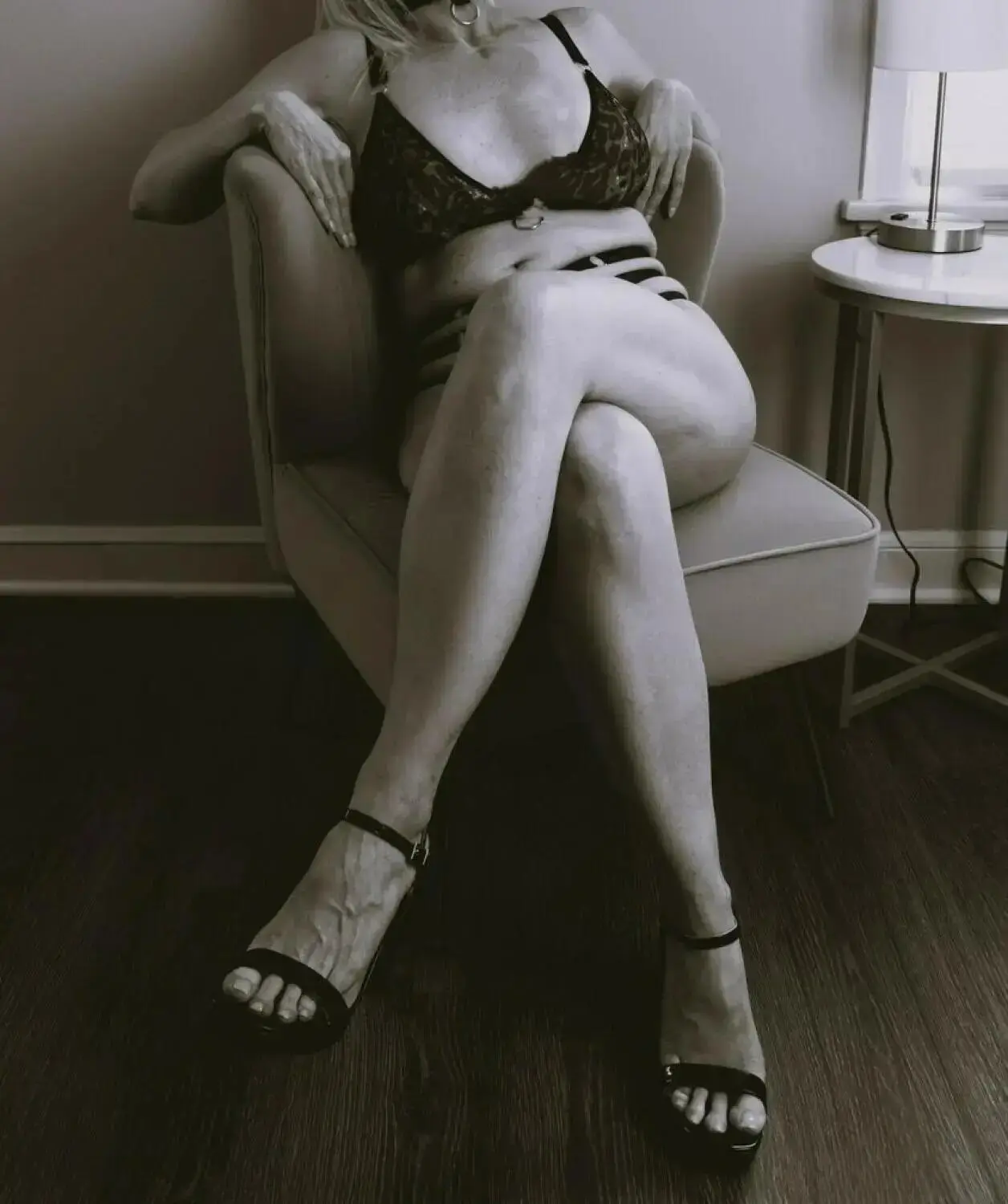 Escort Model Charlie Divine
