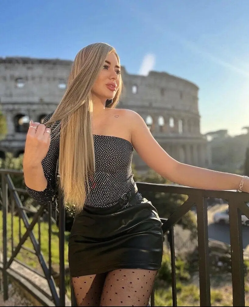 Escort Model Claudia