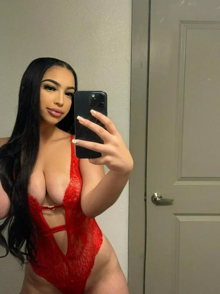 Escort Model Dolce