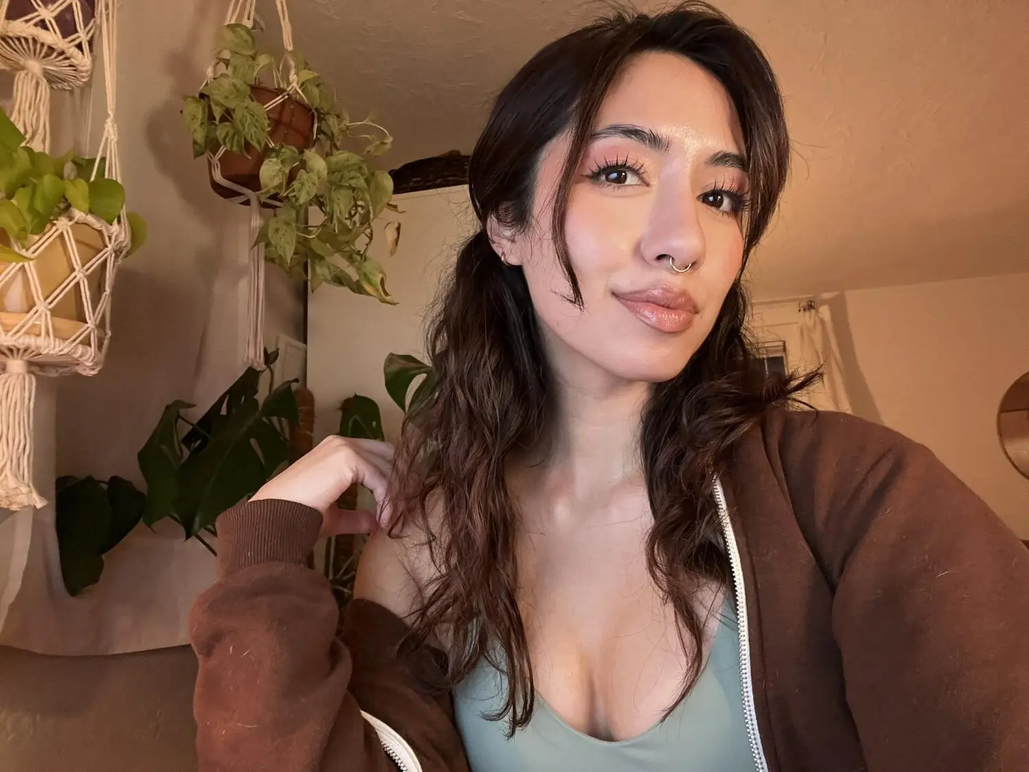 Escort Model Hirobinmae - 5