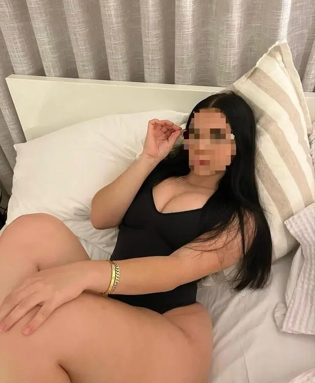 Escort Model JadaJ - 3