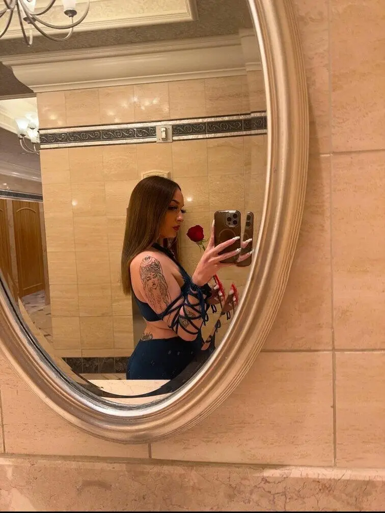 Escort Model Jade