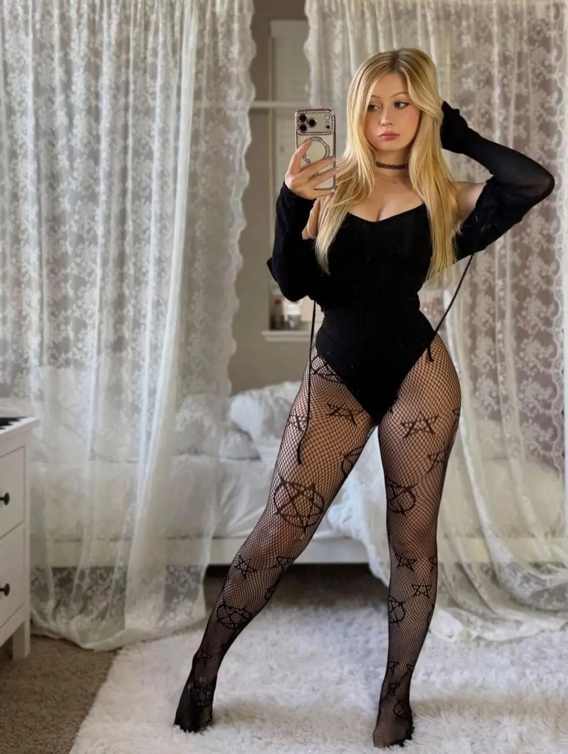 Escort Model Jade Pixel