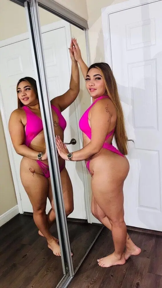 Escort Model Kaliz