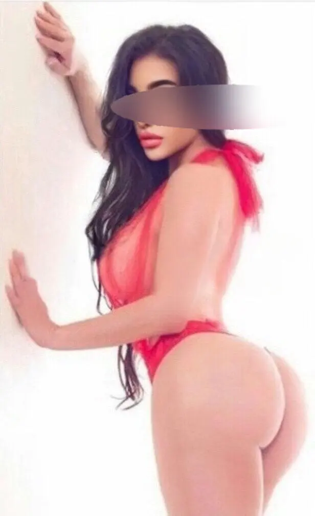 Escort Model Katrina