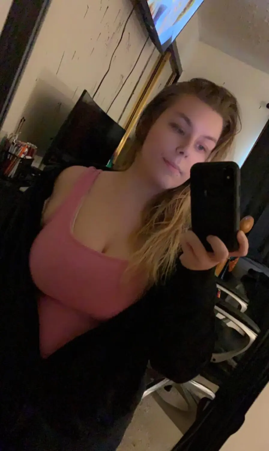 Escort Model Kayla Marie