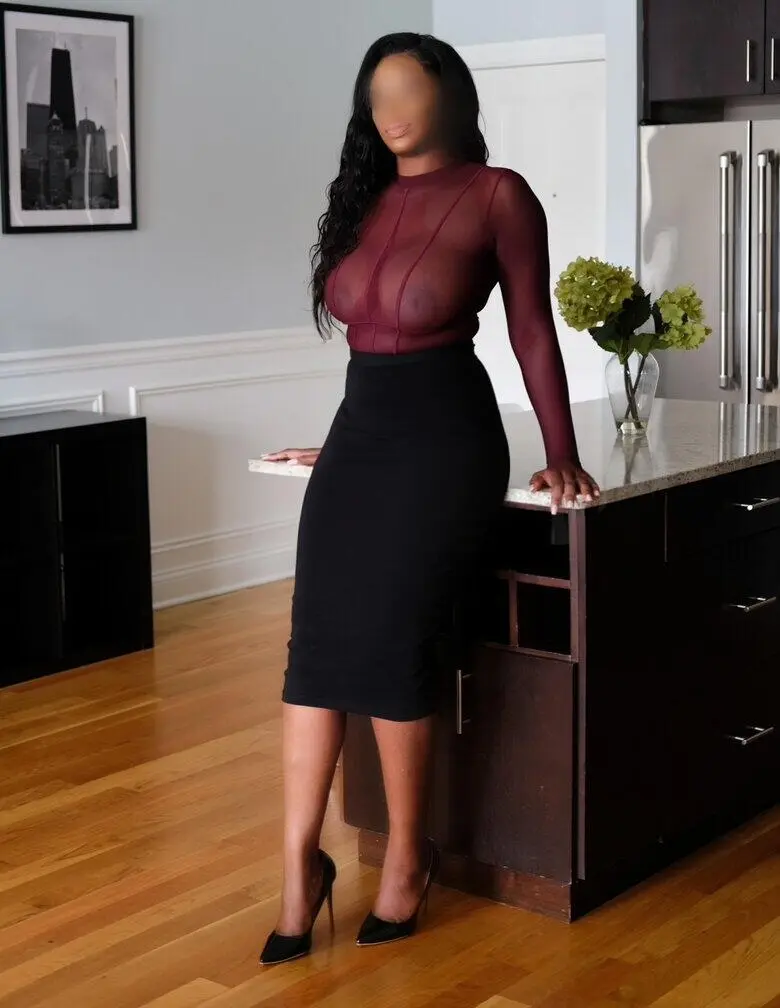 Escort Model Kenya Parker