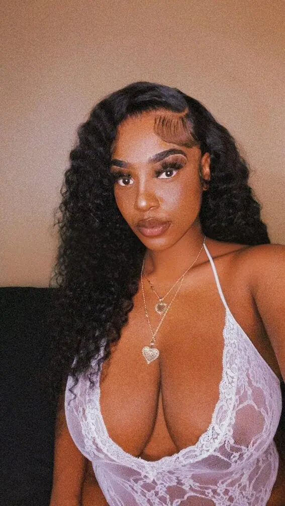 Escort Model Kyla