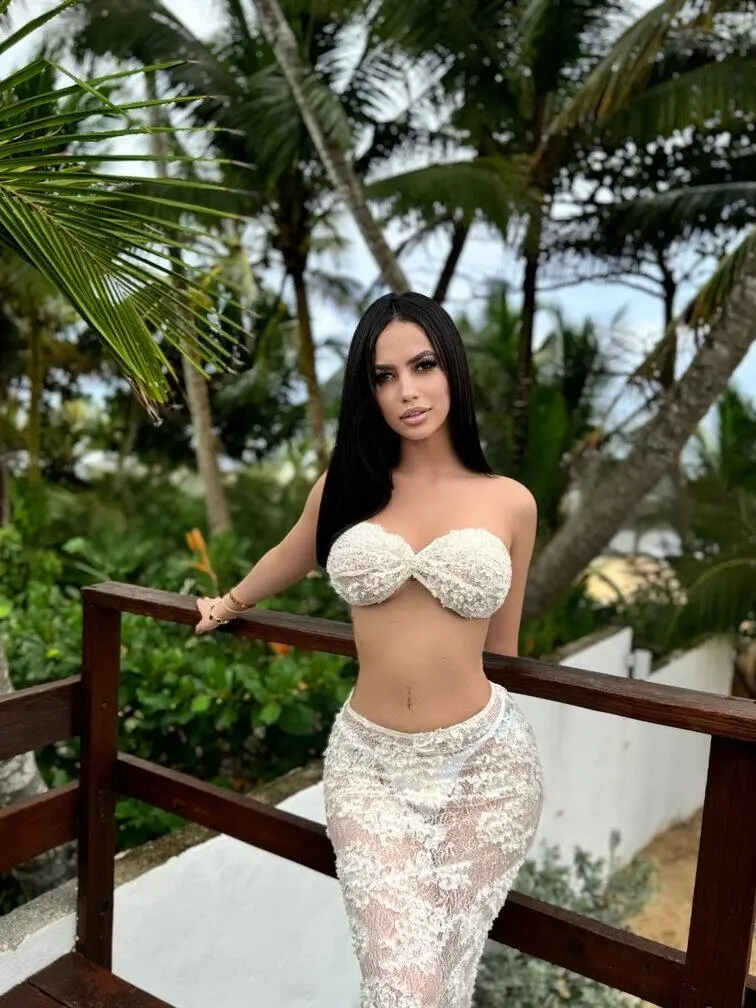 Escort Model Kylie - 4