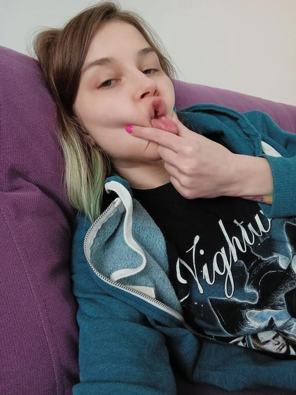 Escort Model Laruna Mave - 7