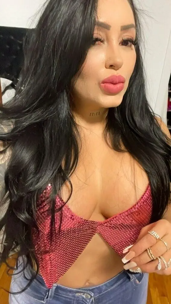 Escort Model Lauren
