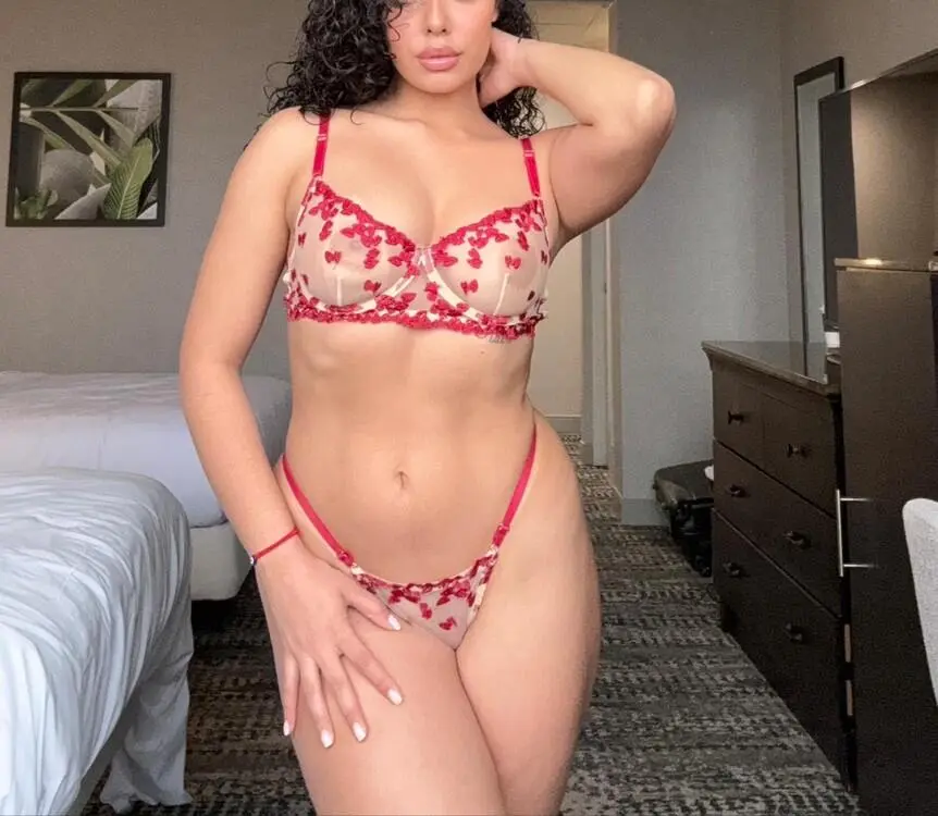 Escort Model Lenay - 9