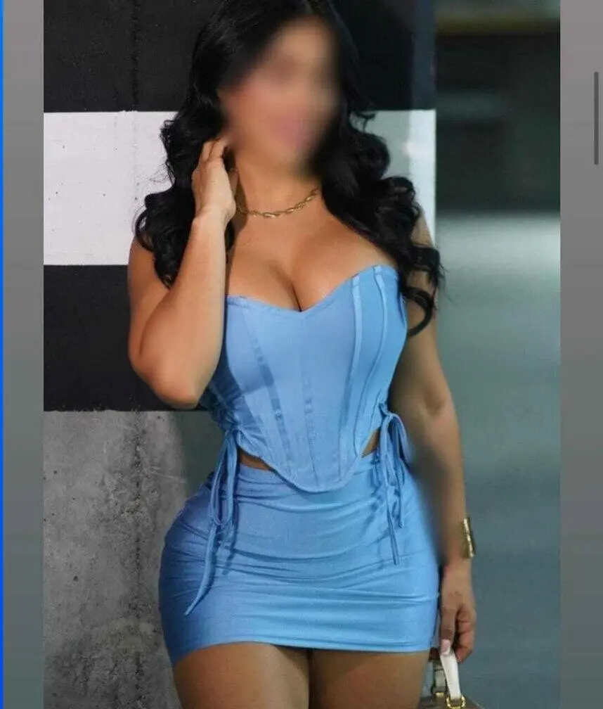 Escort Model Lisa