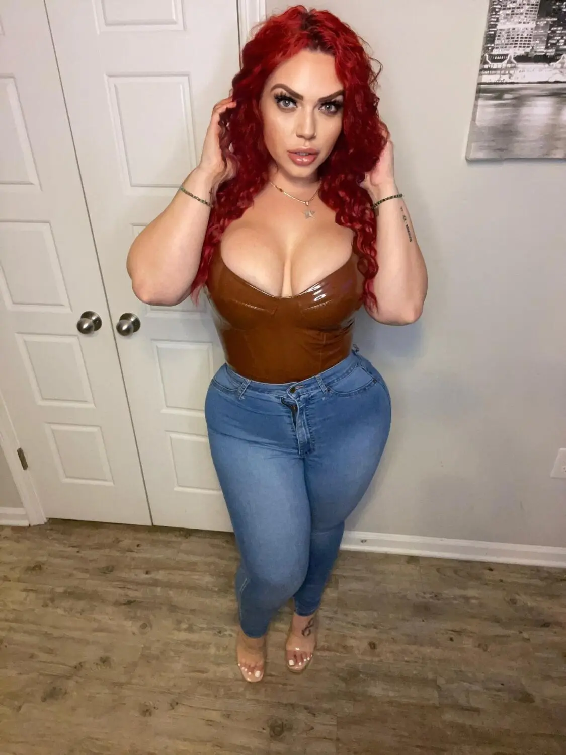 Escort Model Mandi May - 3