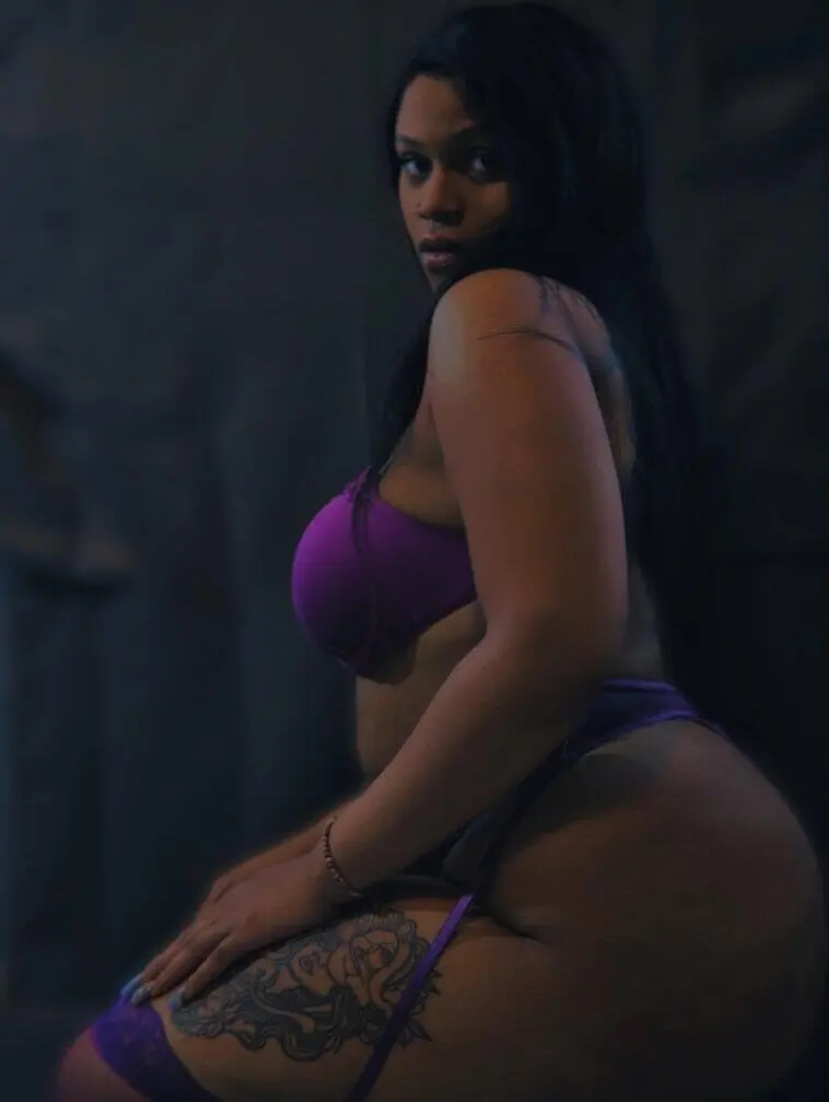 Escort Model Maria - 4
