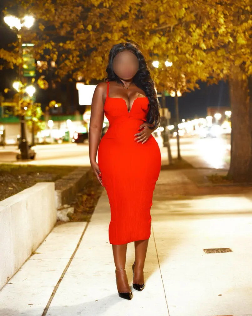 Escort Model Nadia Winters