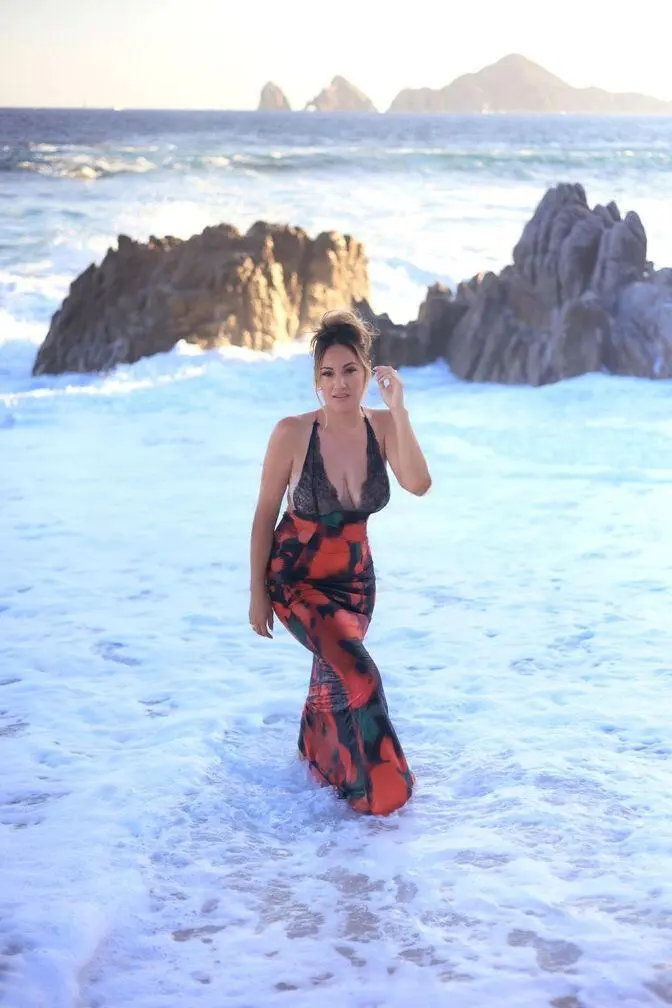 Escort Model Natalie - 3