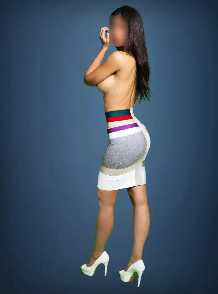 Escort Model Natasha Fire - 2