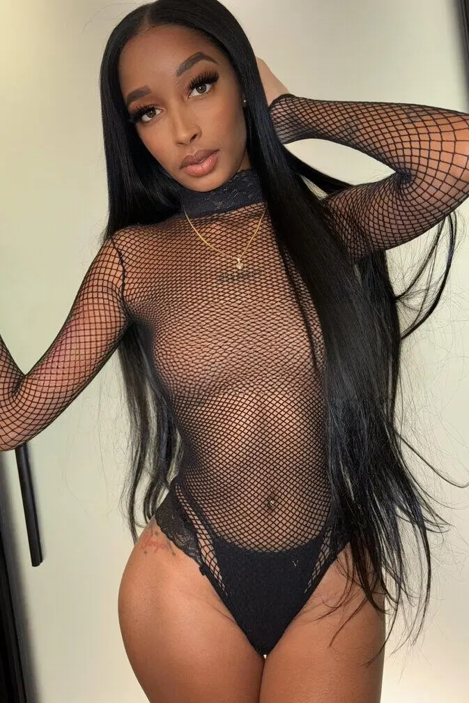 Escort Model Paola - 4