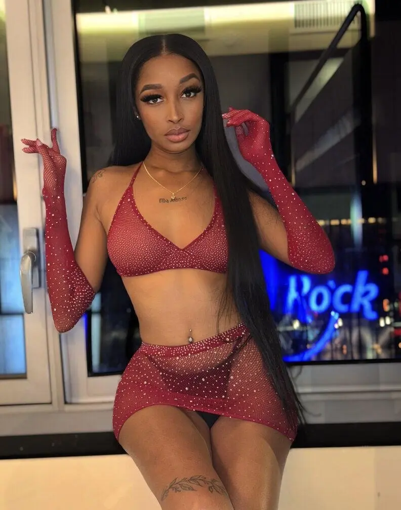 Escort Model Paola