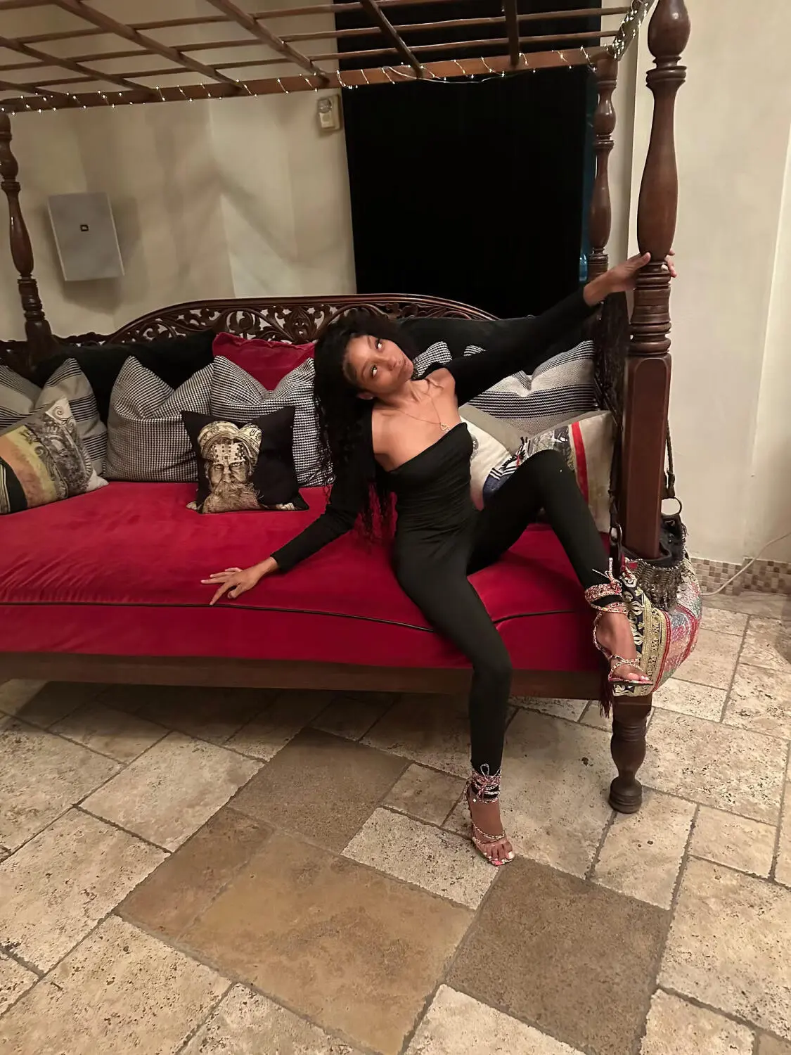 Escort Model Peyton Petite - 3