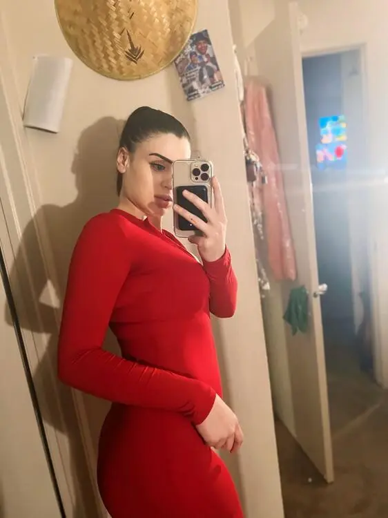 Escort Model Pretty baby - 8