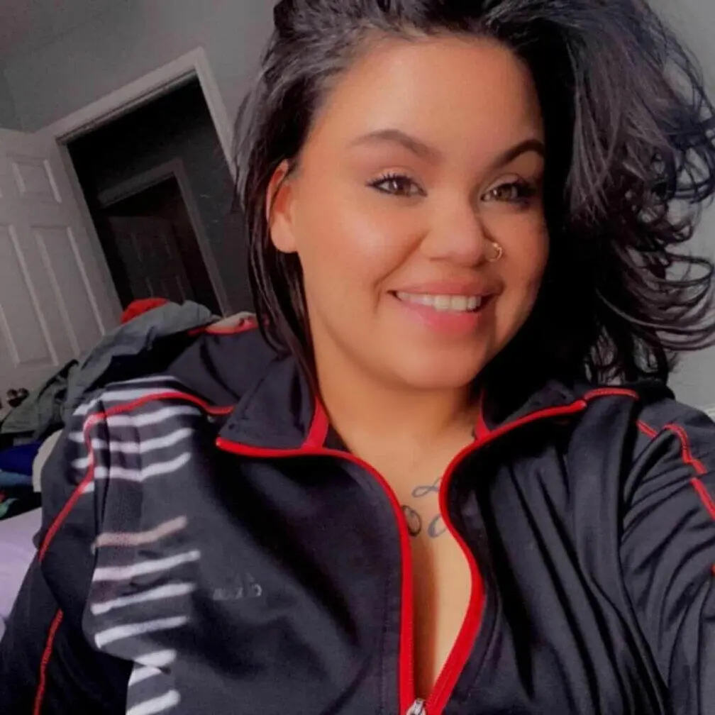 Escort Model Quintanilla