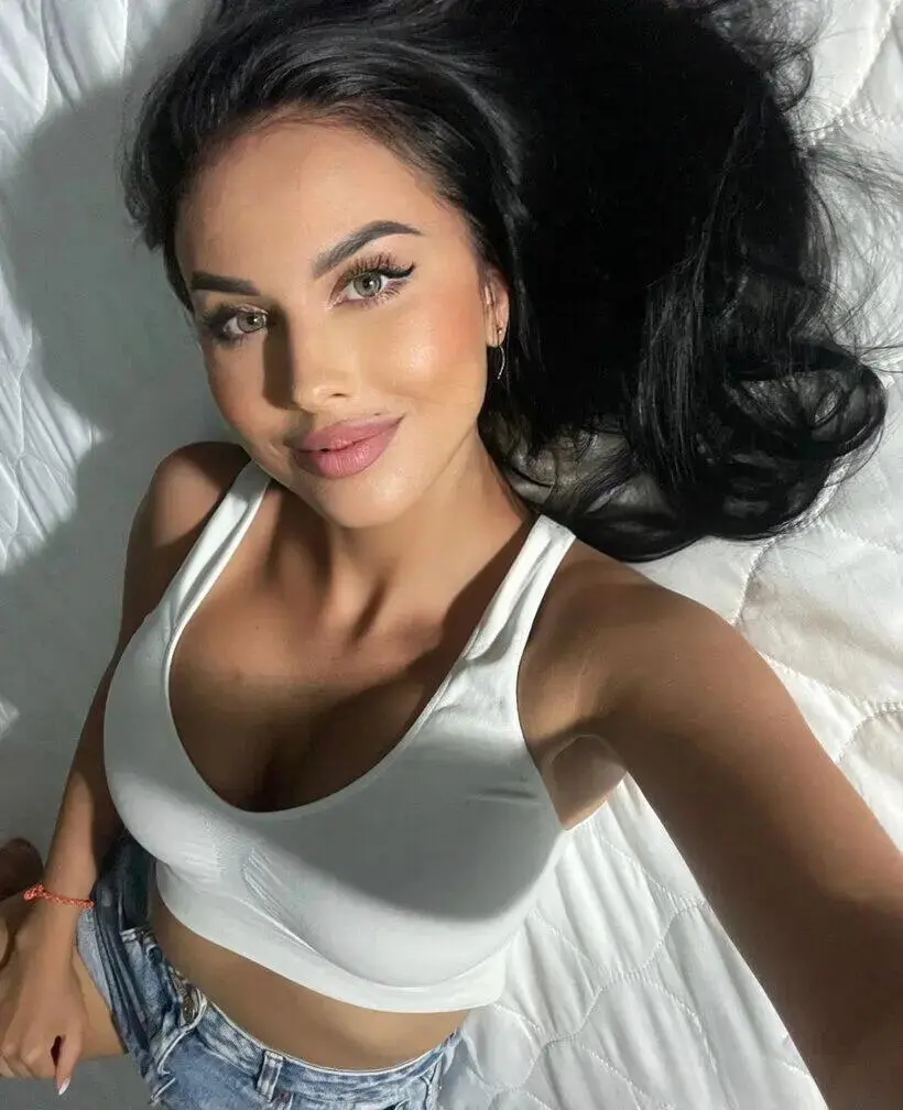 Escort Model Rita - 4