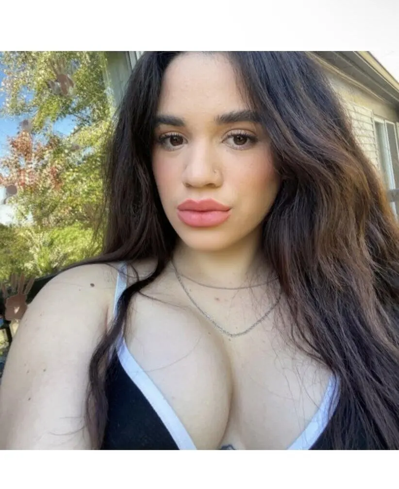 Escort Model Samantha
