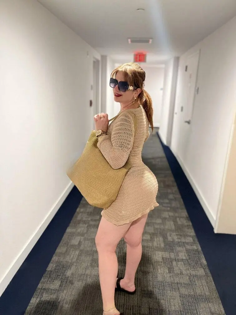 Escort Model Samantha - 5