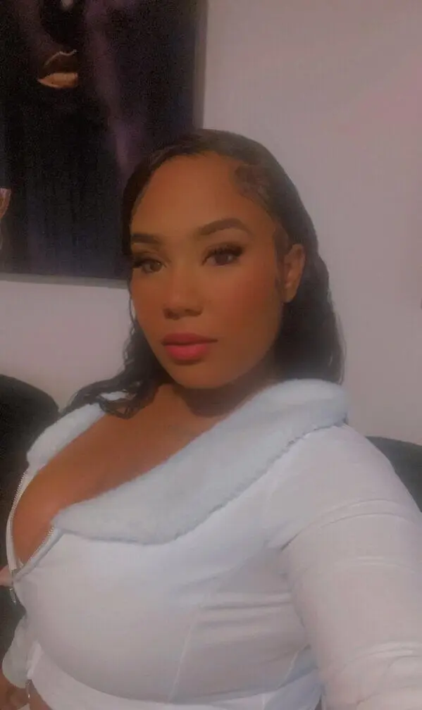 Escort Model Samaya sims - 4
