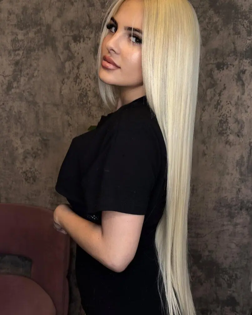 Escort Model Sara - 3