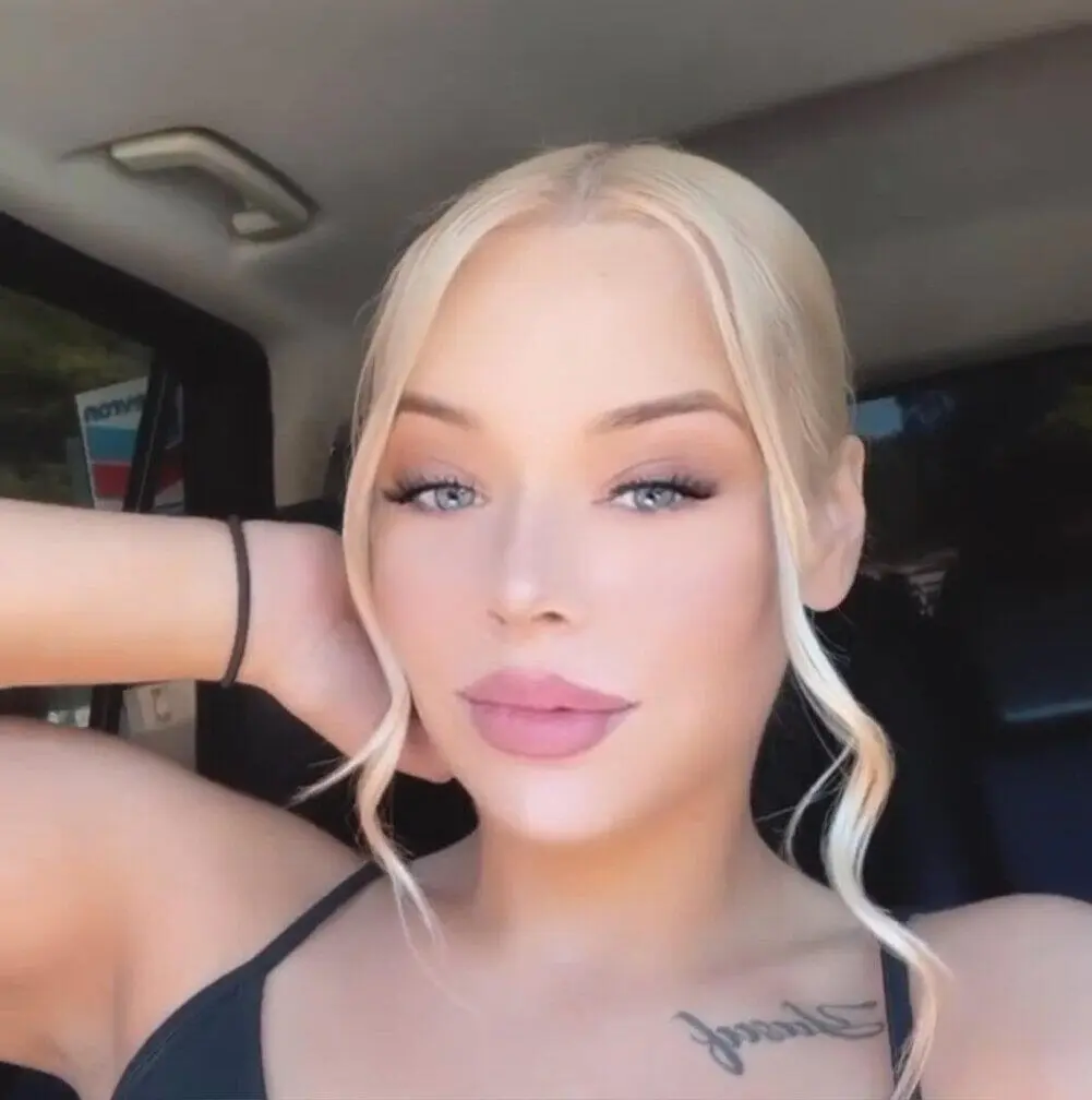 Escort Model Sarah