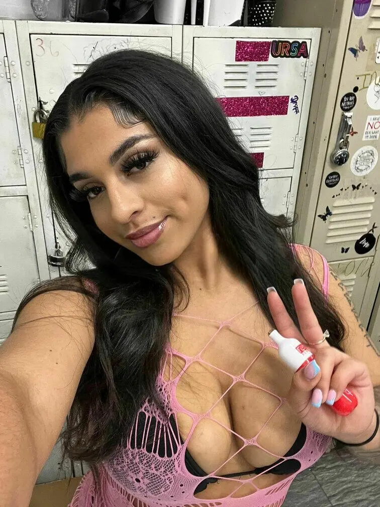 Escort Model Sasha