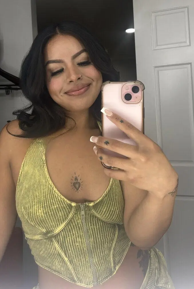 Escort Model Selena